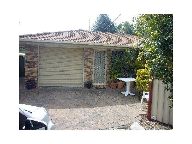 2 Blackwood Street, Maroochydore QLD 4558