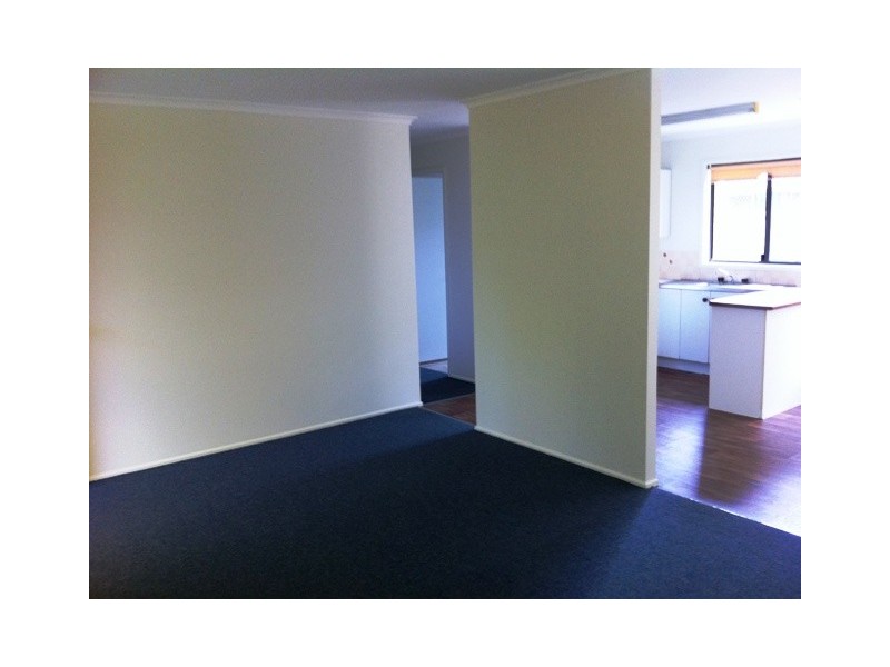 291 Nicklin Way, Warana QLD 4575