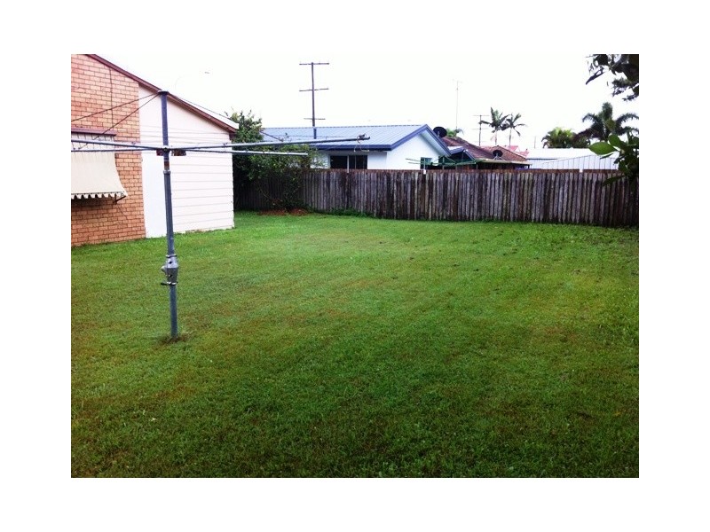 291 Nicklin Way, Warana QLD 4575