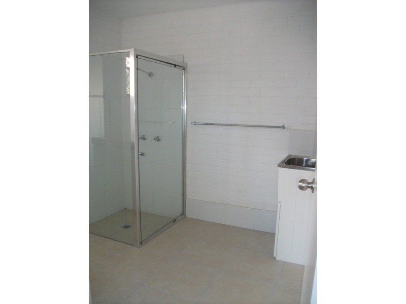 2/87 Buderim Avenue, Mooloolaba QLD 4557