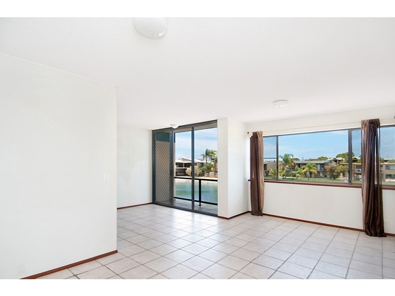 7/11 Pangarinda Place, Mooloolaba QLD 4557