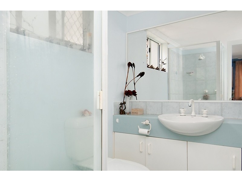 Unit 5 Cascades 2-6 Douglas Street, Mooloolaba QLD 4557