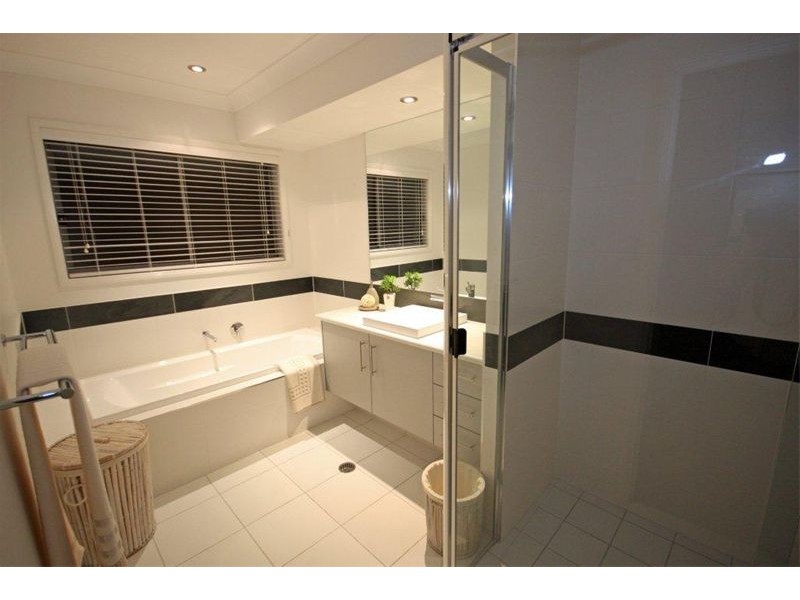 12 Kepplegrove Drive, Sippy Downs QLD 4556