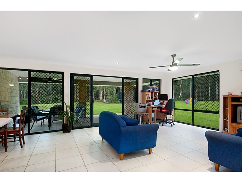 52A Whites Road, Landsborough QLD 4550