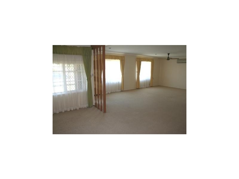 9 Mawarra Avenue, Buddina QLD 4575