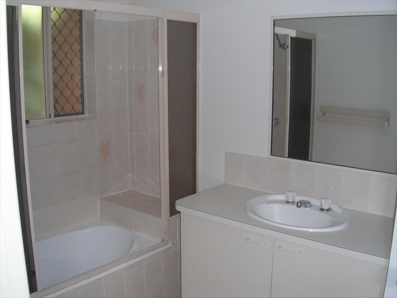 4/60 Seriata Way, Mountain Creek QLD 4557