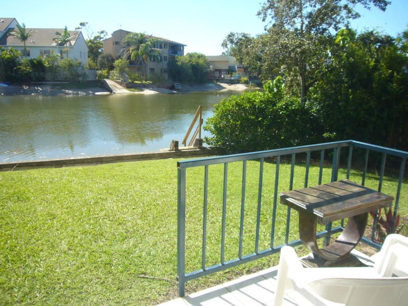 1/16 Woomba Place, Mooloolaba QLD 4557