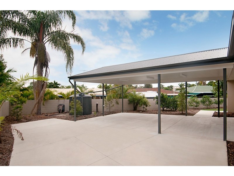 7 Allunga Court, Mooloolaba QLD 4557