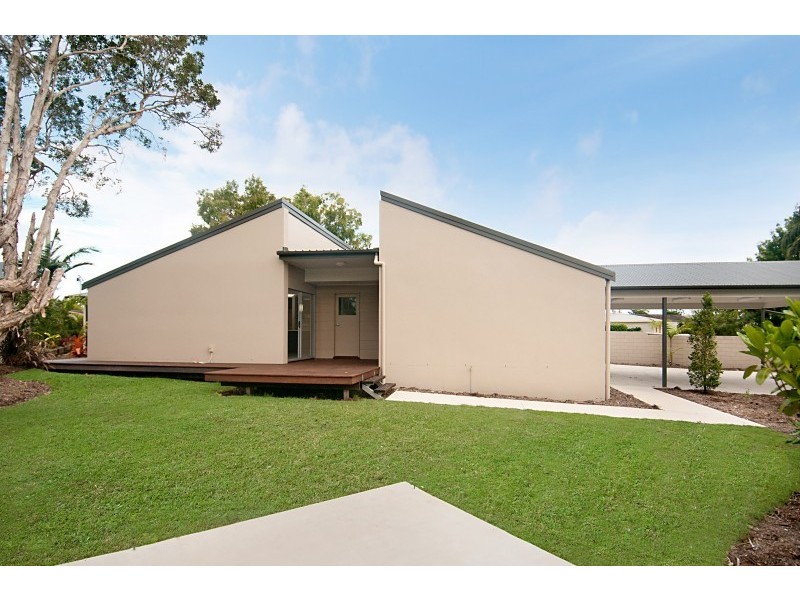 7 Allunga Court, Mooloolaba QLD 4557