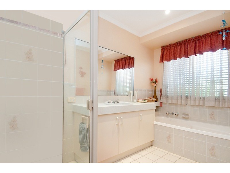 24 Hazeltine Court, Maroochydore QLD 4558