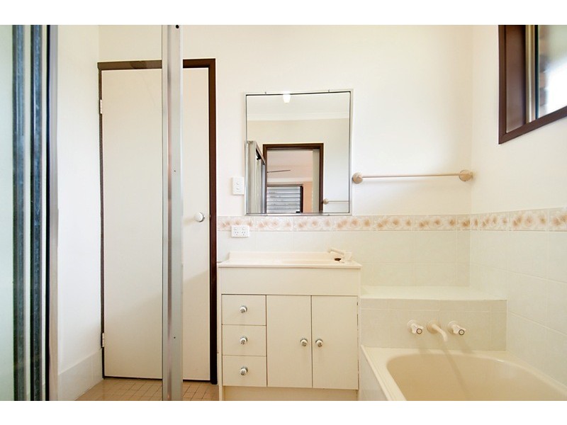 1/2 Bakali Court, Warana QLD 4575