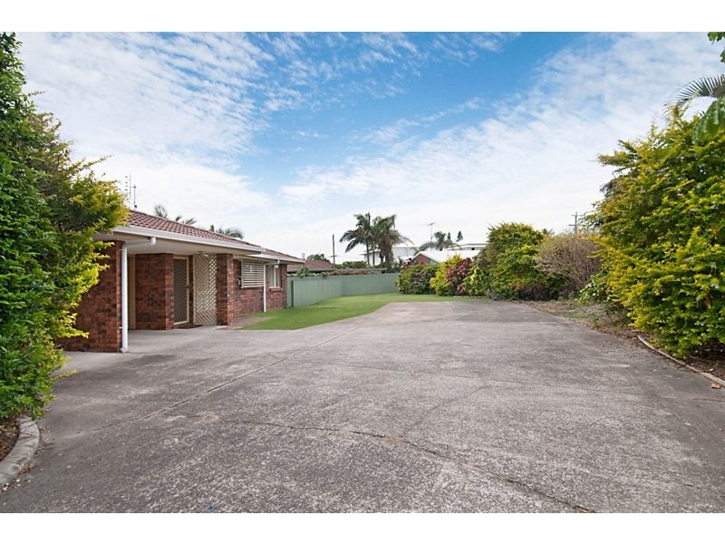 1/2 Bakali Court, Warana QLD 4575