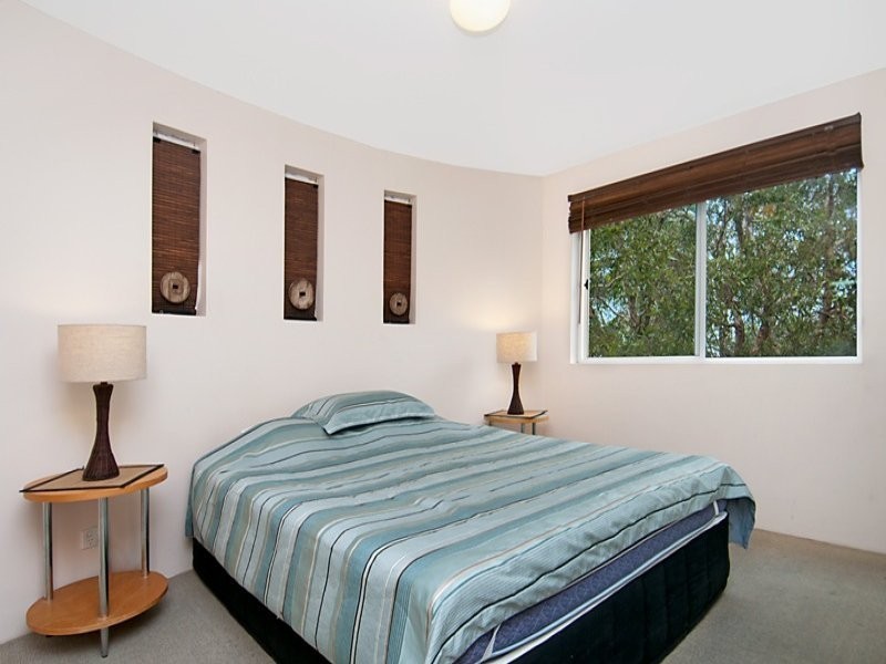 Unit 4/Seashells 12 Burnett Street, Mooloolaba QLD 4557