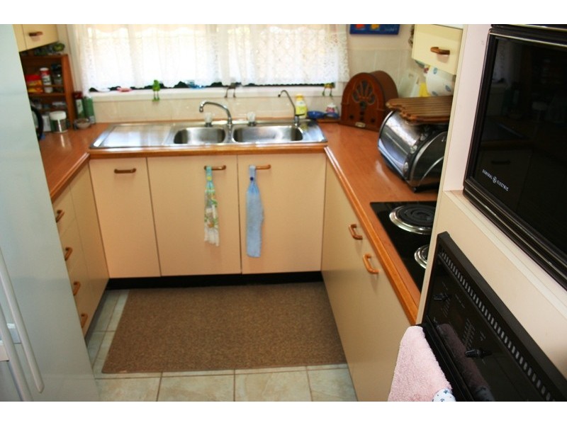 227/4  Melody Court, Warana QLD 4575