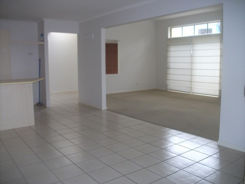 72/1 Poinsettia Avenue Emerald Springs, Mooloolaba QLD 4557
