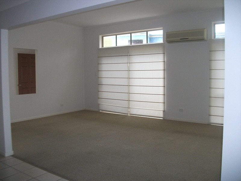 72/1 Poinsettia Avenue Emerald Springs, Mooloolaba QLD 4557