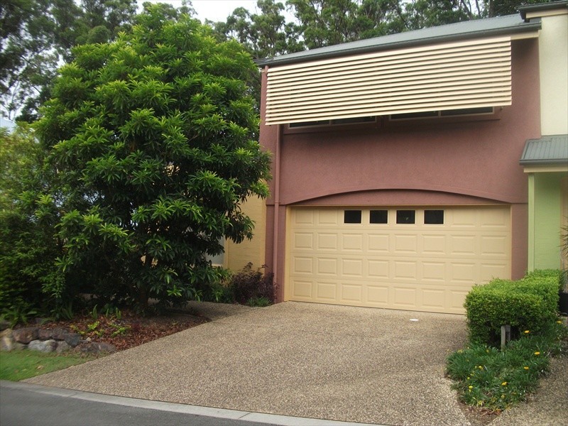 72/1 Poinsettia Avenue Emerald Springs, Mooloolaba QLD 4557
