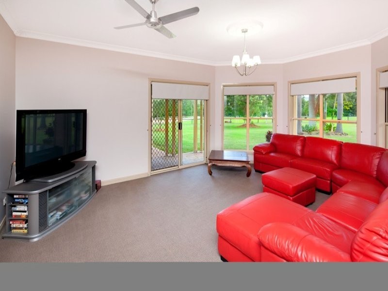 72 Willandra Place, Kureelpa QLD 4560