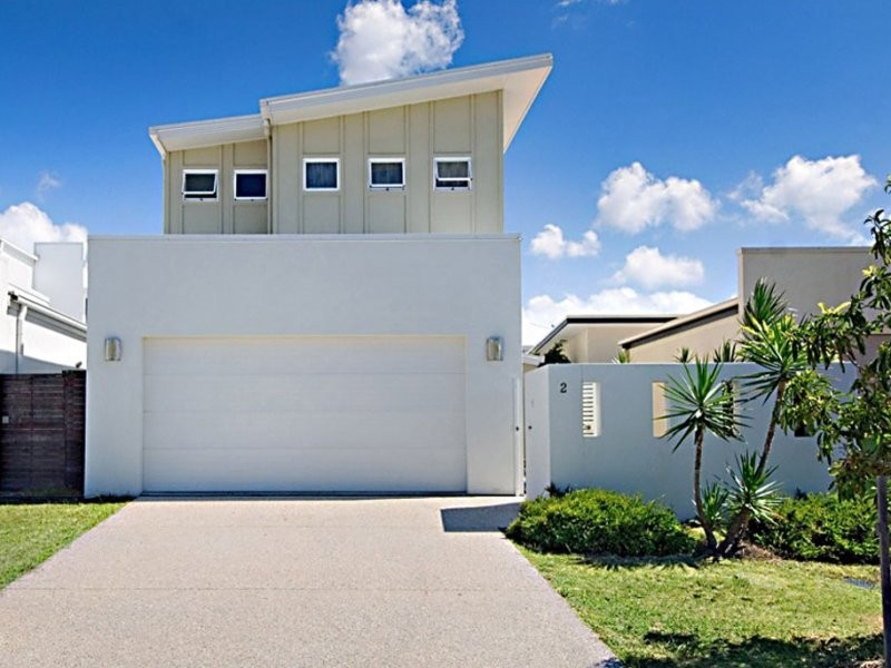2 Komodo Court, Kawana Island QLD 4575