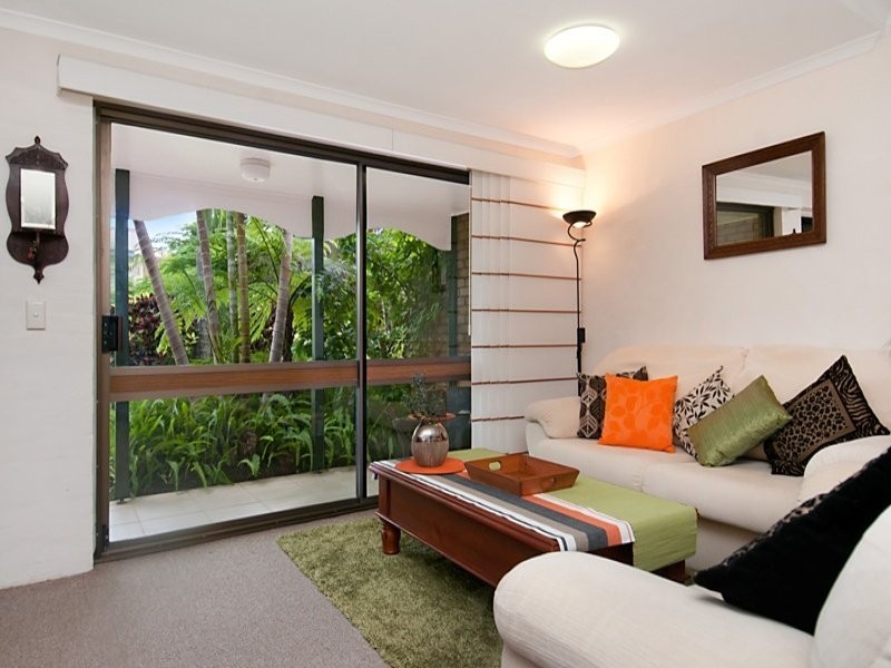 Unit 3 Headland Victor Street, Alexandra Headland QLD 4572