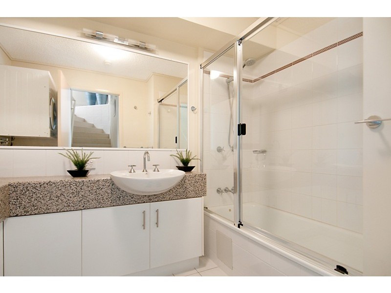 Unit 33 River Esplanade, Mooloolaba QLD 4557