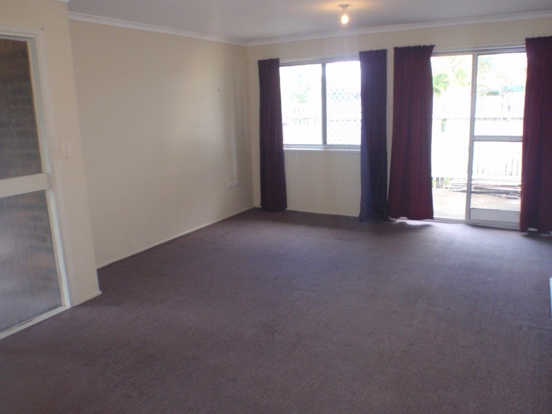 7 Minkara Street, Warana QLD 4575