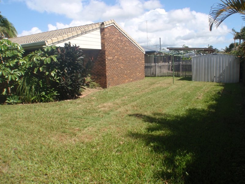 7 Minkara Street, Warana QLD 4575