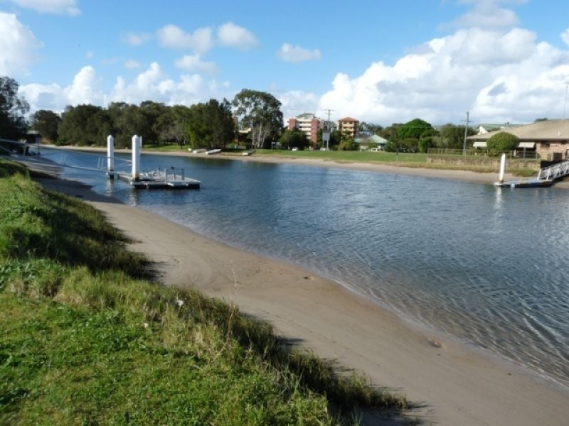 5 Schirrmann Drive, Maroochydore QLD 4558