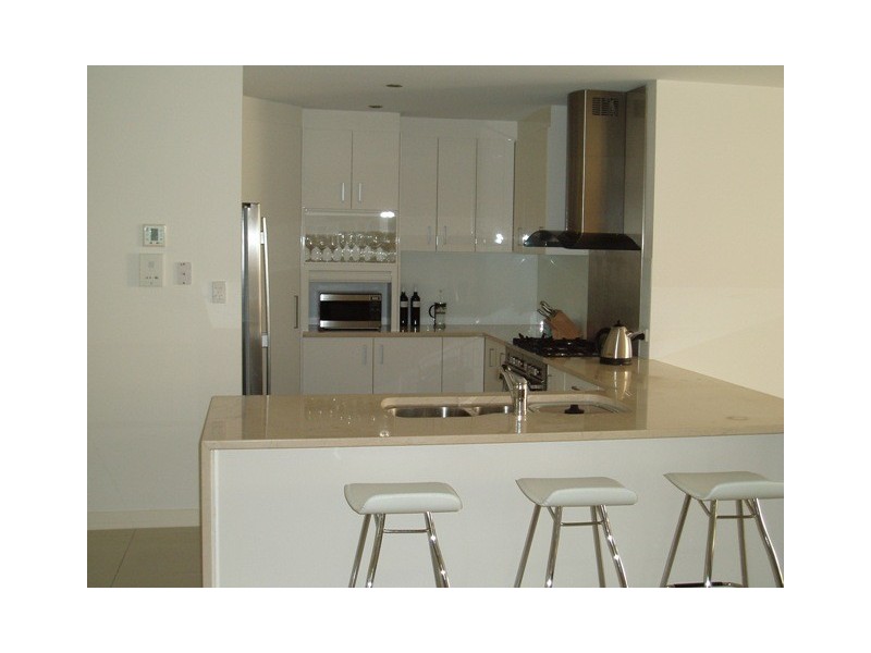 4/8 Leo Crescent, Alexandra Headland QLD 4572