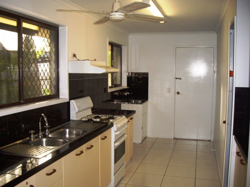 30 Rosella Street, Buddina QLD 4575