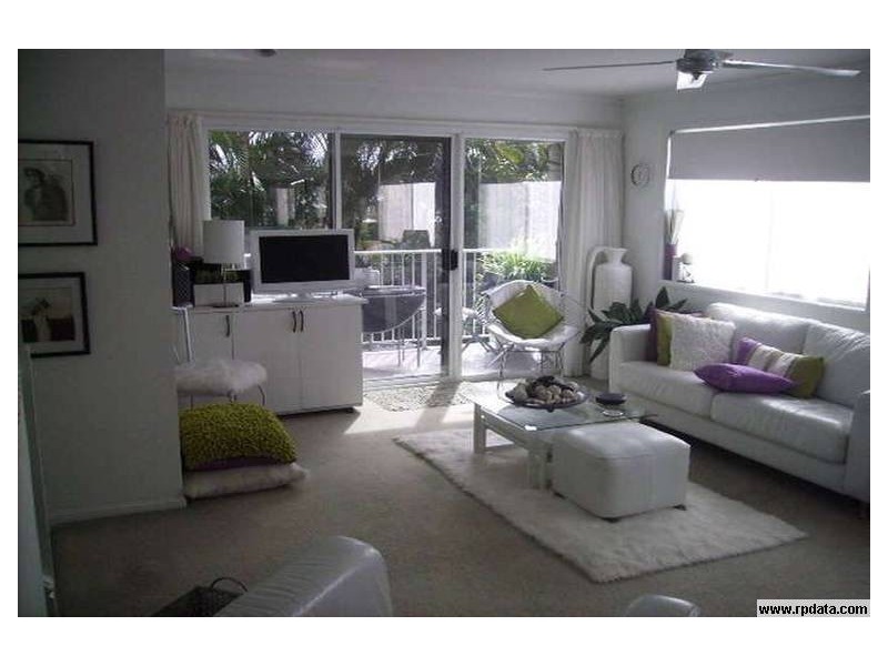 1/15 Alice Street, Alexandra Headland QLD 4572