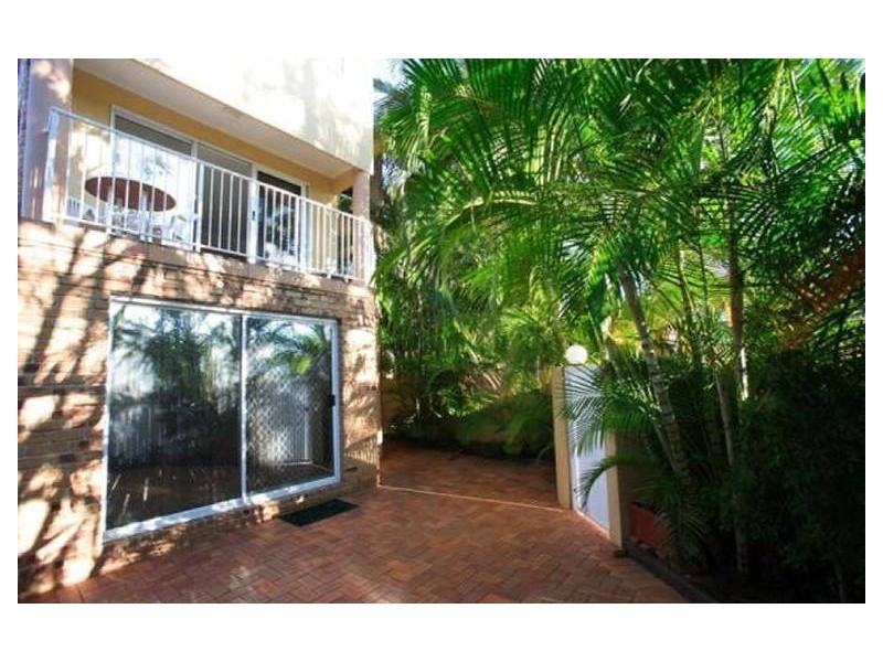 1/15 Alice Street, Alexandra Headland QLD 4572