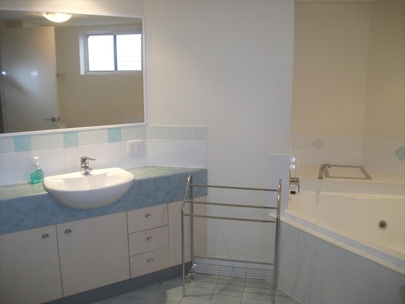 5/100 River Esplanade, Mooloolaba QLD 4557