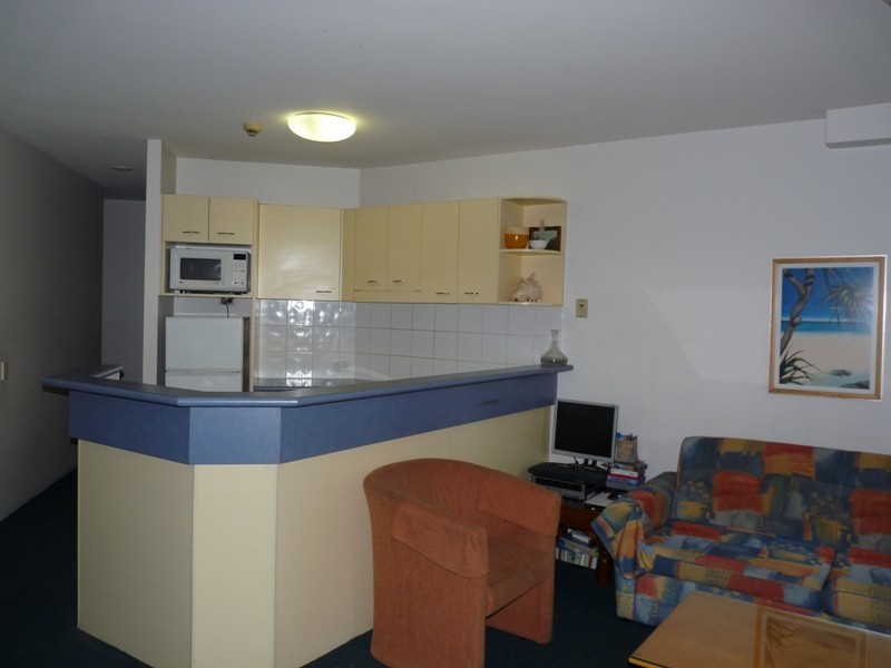 Unit 8 Caribbean Brisbane Road, Mooloolaba QLD 4557