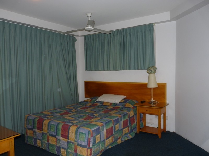 Unit 8 Caribbean Brisbane Road, Mooloolaba QLD 4557