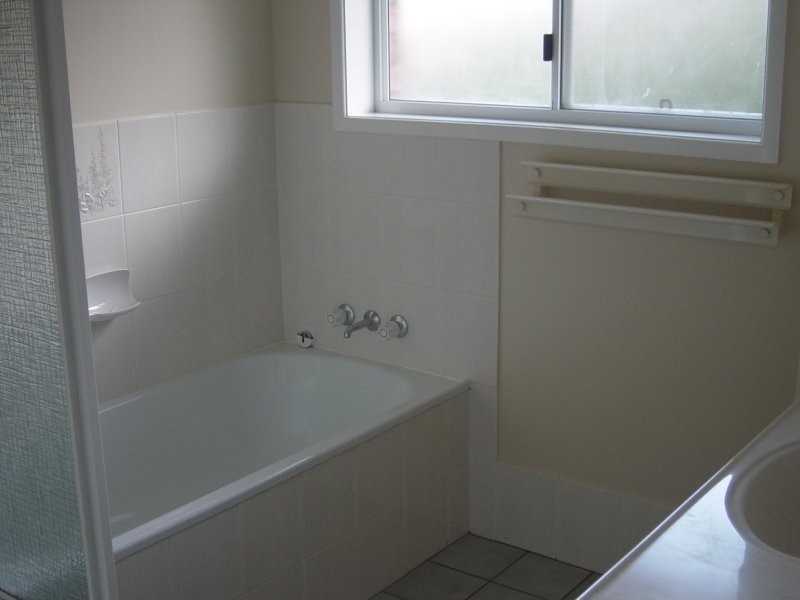 4/4 Kalinda Avenue, Mooloolaba QLD 4557