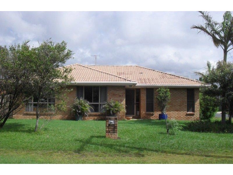 14 Marana Street, Warana QLD 4575