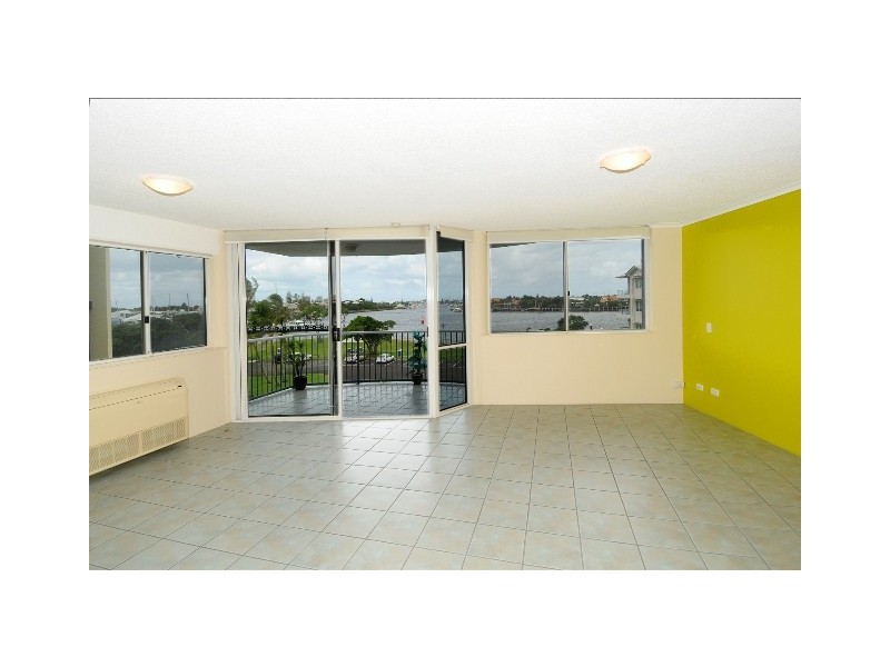 10/90 River Esplanade, Mooloolaba QLD 4557
