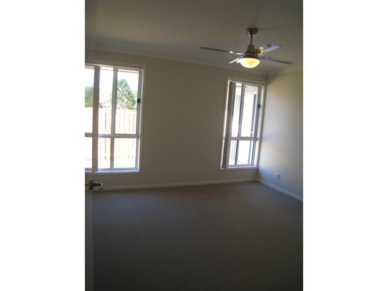 30 Presentation Boulevard, Nambour QLD 4560