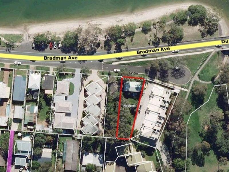 7 Bradman Avenue, Maroochydore QLD 4558