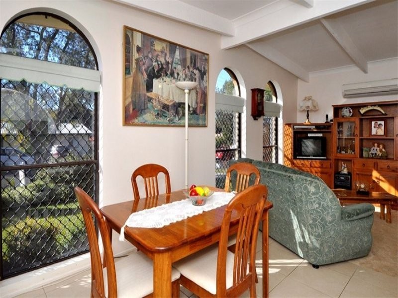 8 TYTHERLEIGH ROAD, Palmwoods QLD 4555