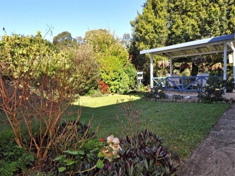 8 TYTHERLEIGH ROAD, Palmwoods QLD 4555