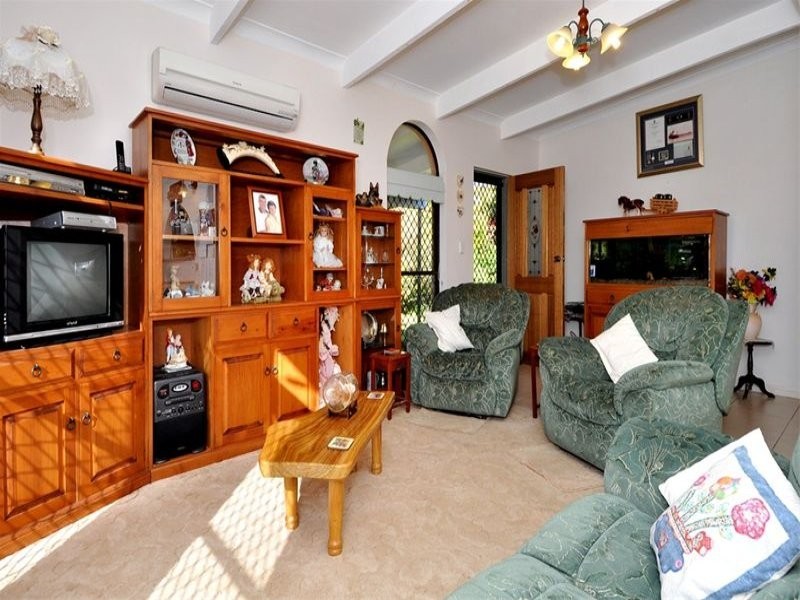 8 TYTHERLEIGH ROAD, Palmwoods QLD 4555