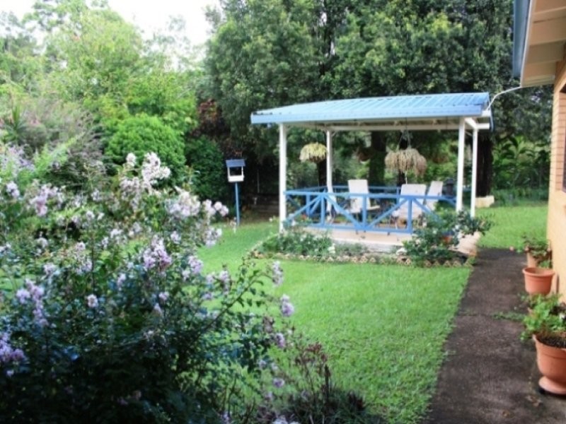 8 TYTHERLEIGH ROAD, Palmwoods QLD 4555