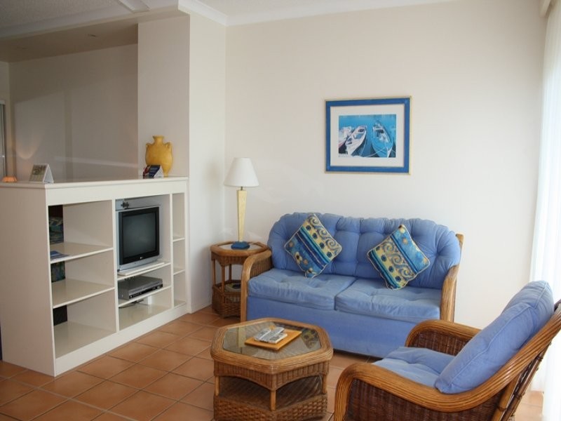 UNIT 6 ALEX SEASIDE RESORT 146 ALEXANDRA PARADE, Alexandra Headland QLD 4572