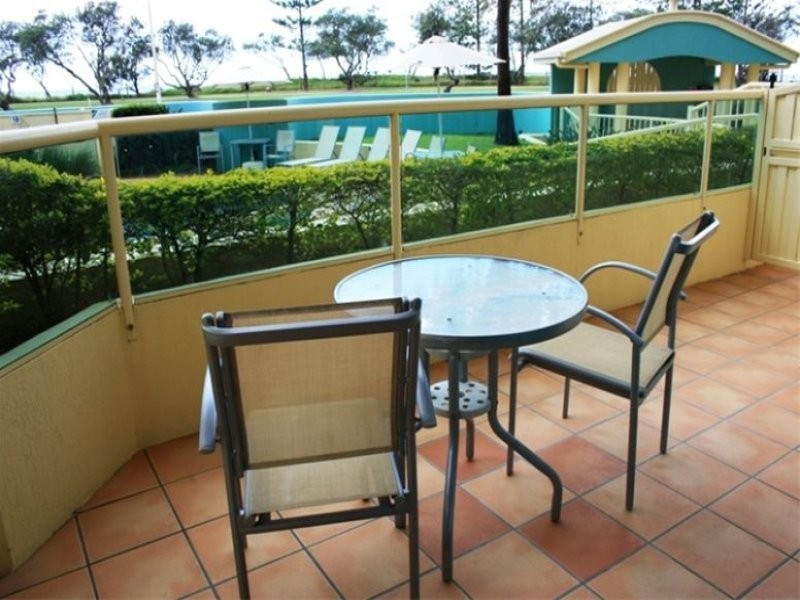 UNIT 6 ALEX SEASIDE RESORT 146 ALEXANDRA PARADE, Alexandra Headland QLD 4572