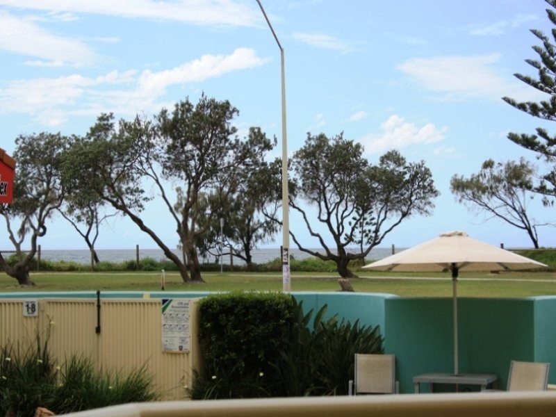 UNIT 6 ALEX SEASIDE RESORT 146 ALEXANDRA PARADE, Alexandra Headland QLD 4572