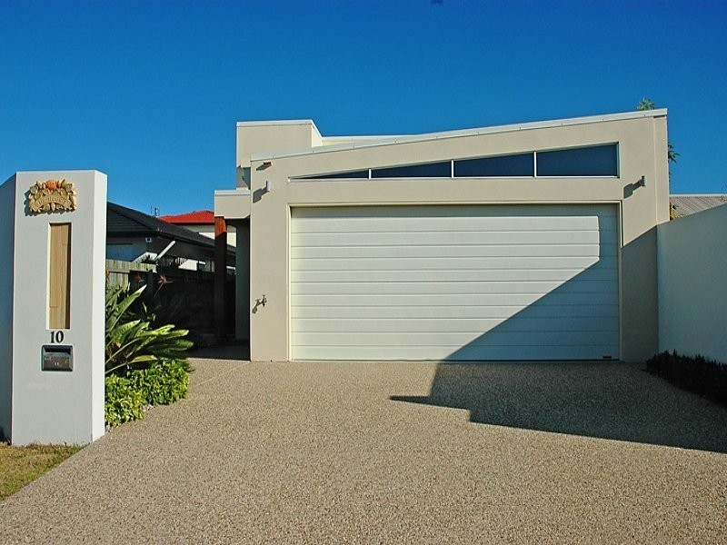 10 Mauritius Crescent, Kawana Island QLD 4575