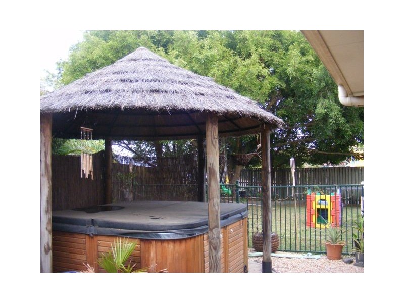 3 Beaverbrook Circuit, Sippy Downs QLD 4556