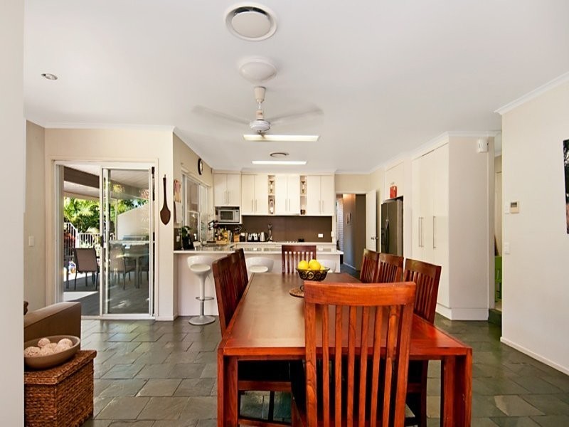 102 Karawatha Drive, Mountain Creek QLD 4557